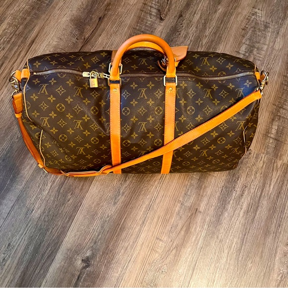 Authentic Louis Vuitton Monogram Keepall 55 Tote Includes Luggage Tag Lock & Key - Picture 2 of 14